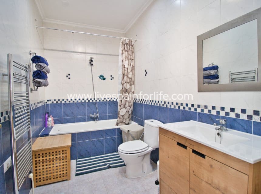 3 soveværelse Finca/Landehus til salg i La Murada med swimmingpool - € 260.000 (Ref: 10052050)