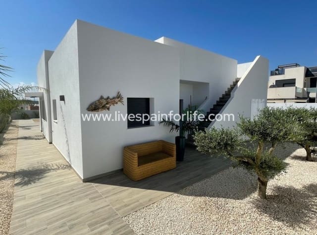 Chalet de 3 habitaciones en Rafal en venta con piscina - 415.000 € (Ref: 10057153)