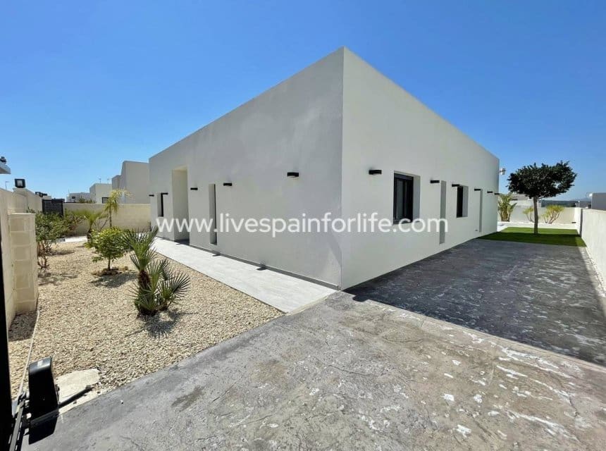 3 quarto Moradia para venda em Rafal com piscina - 415 000 € (Ref: 10057153)