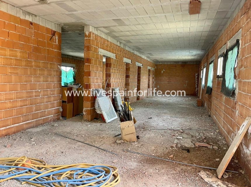 9 bedroom Finca/Country House for sale in Elche / Elx - € 450,000 (Ref: 10057334)