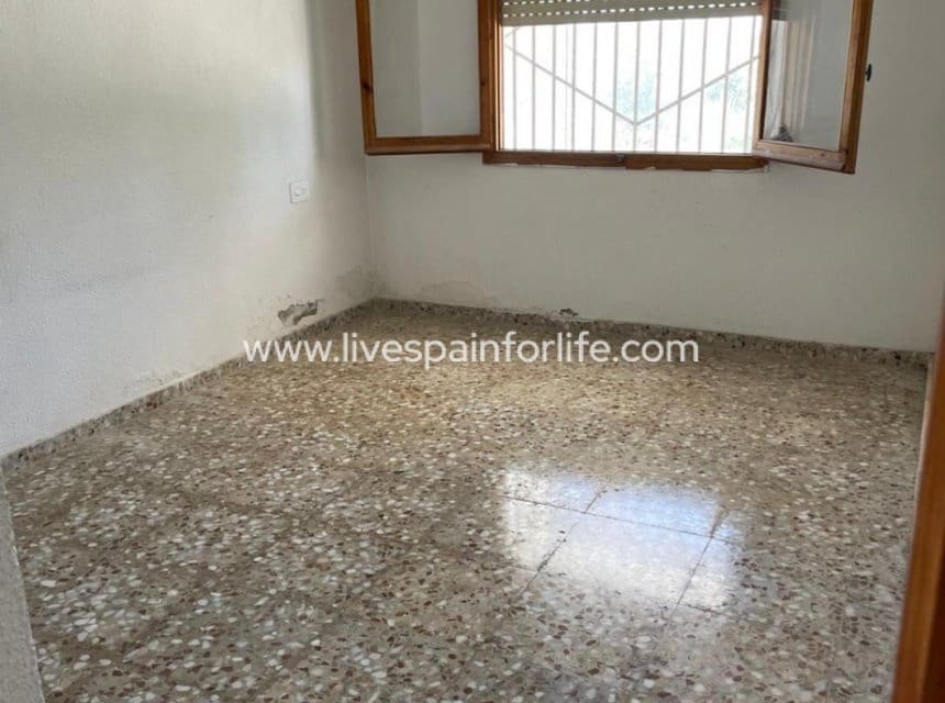 9 bedroom Finca/Country House for sale in Elche / Elx - € 450,000 (Ref: 10057334)