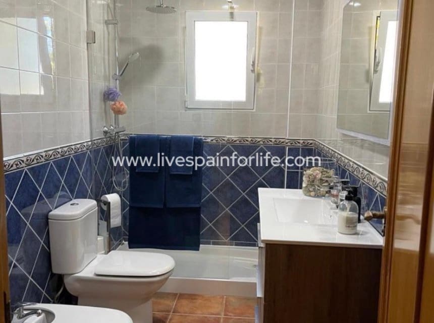 9 bedroom Finca/Country House for sale in Elche / Elx - € 450,000 (Ref: 10057334)