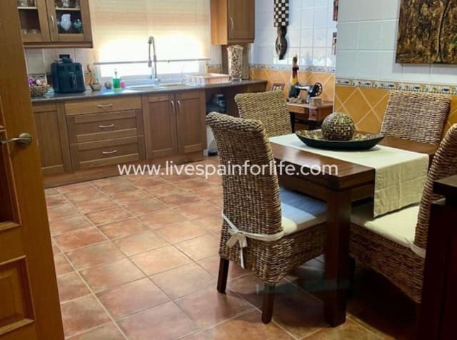 9 soveværelse Finca/Landehus til salg i Carrús Oest - El Toscar, Elche / Elx - € 450.000 (Ref: 10057334)