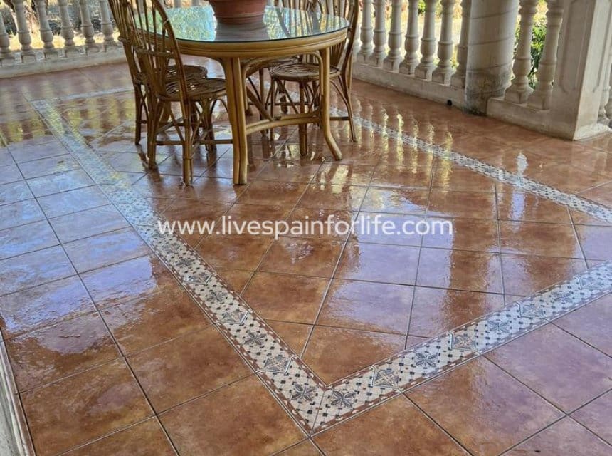 9 bedroom Finca/Country House for sale in Elche / Elx - € 450,000 (Ref: 10057334)