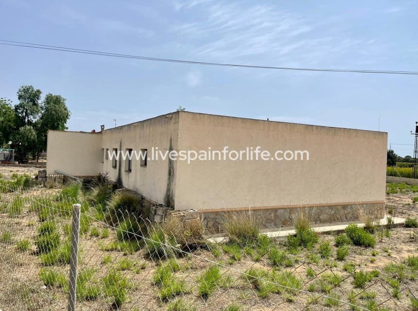 9 bedroom Finca/Country House for sale in Elche / Elx - € 450,000 (Ref: 10057334)