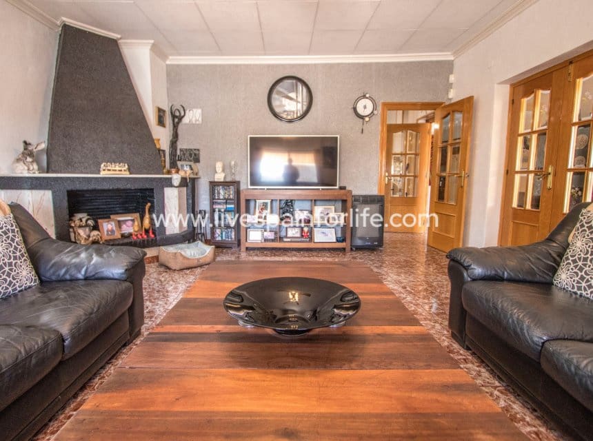 6 sovrum Finca/Hus på landet till salu i Crevillente / Crevillent med pool garage - 468 000 € (Ref: 10060508)