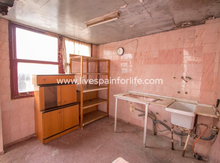 Casa de 3 habitaciones en Albatera en venta con garaje - 180.000 € (Ref: 10060511)