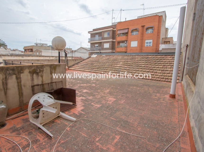 Casa de 3 habitaciones en Albatera en venta con garaje - 180.000 € (Ref: 10060511)