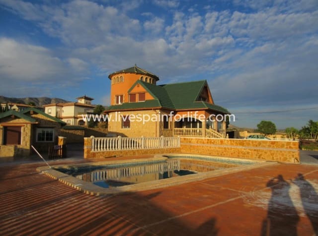 16 slaapkamer Finca/Landhuis te koop in Albatera met zwembad garage - € 1.050.000 (Ref: 10060512)