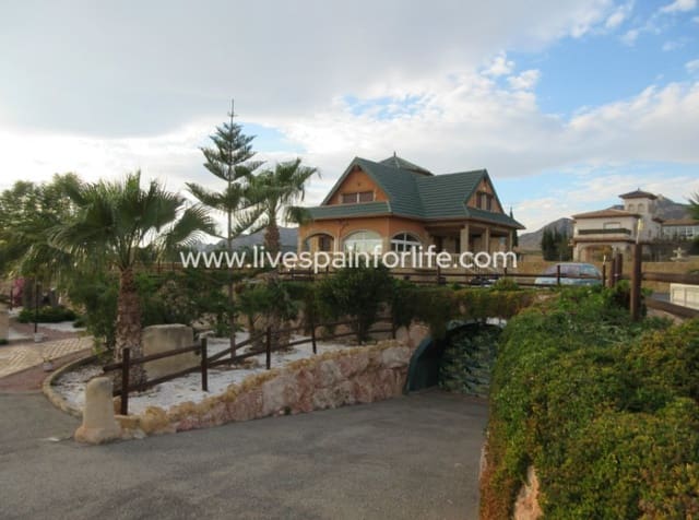 16 slaapkamer Finca/Landhuis te koop in Albatera met zwembad garage - € 1.050.000 (Ref: 10060512)