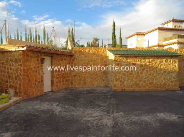 16 slaapkamer Finca/Landhuis te koop in Albatera met zwembad garage - € 1.050.000 (Ref: 10060512)