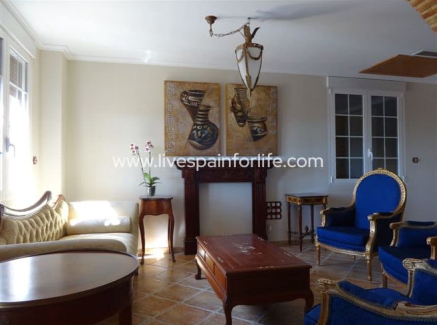 16 slaapkamer Finca/Landhuis te koop in Albatera met zwembad garage - € 1.050.000 (Ref: 10060512)