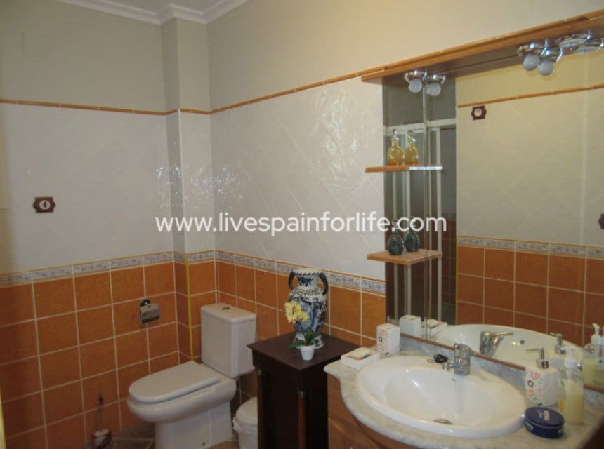 16 slaapkamer Finca/Landhuis te koop in Albatera met zwembad garage - € 1.050.000 (Ref: 10060512)