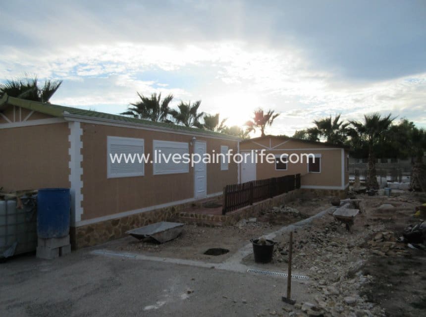 16 slaapkamer Finca/Landhuis te koop in Albatera met zwembad garage - € 1.050.000 (Ref: 10060512)