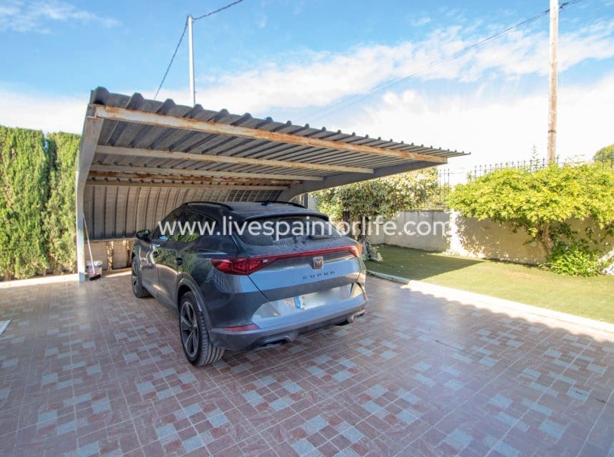 4 slaapkamer Finca/Landhuis te koop in Albatera met zwembad garage - € 425.000 (Ref: 10060571)