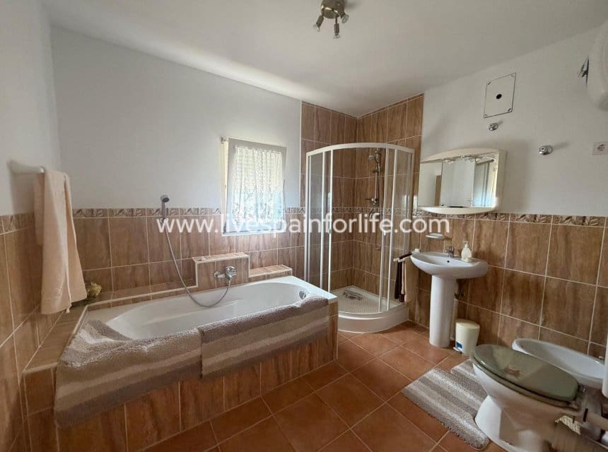 3 quarto Quinta/Casa Rural para venda em Albatera com garagem - 160 000 € (Ref: 10060575)