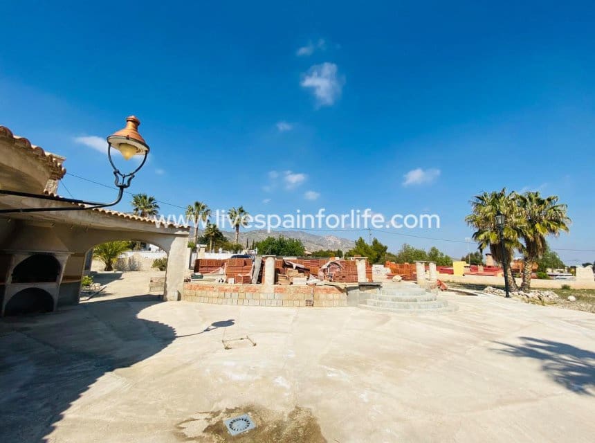 3 quarto Quinta/Casa Rural para venda em Albatera com garagem - 160 000 € (Ref: 10060575)