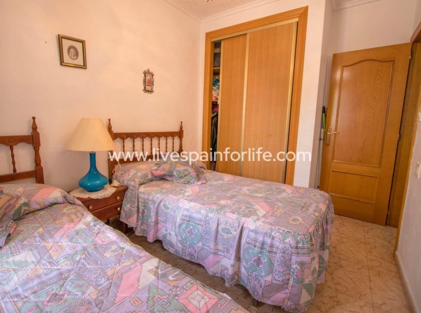 3 slaapkamer Finca/Landhuis te koop in Albatera met zwembad garage - € 260.000 (Ref: 10060576)