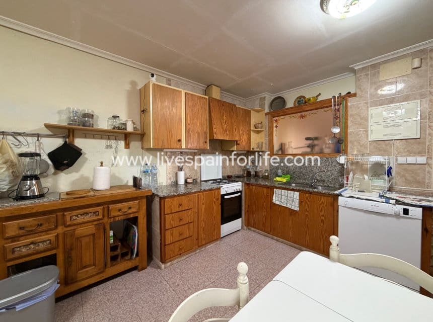 3 sovrum Finca/Hus på landet till salu i La Romana med pool garage - 280 000 € (Ref: 10060579)