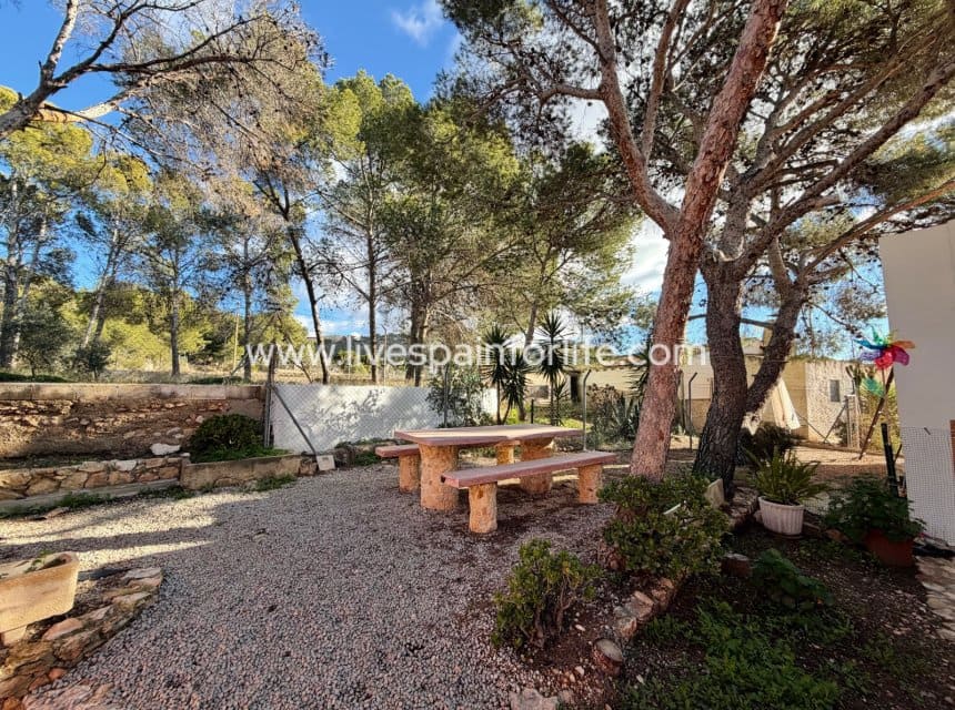 3 sovrum Finca/Hus på landet till salu i La Romana med pool garage - 280 000 € (Ref: 10060579)