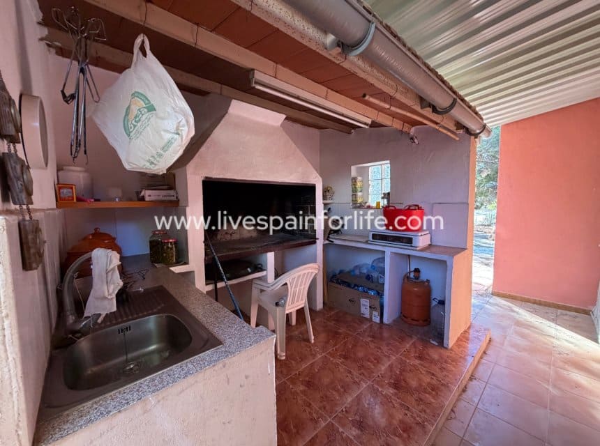3 sovrum Finca/Hus på landet till salu i La Romana med pool garage - 280 000 € (Ref: 10060579)