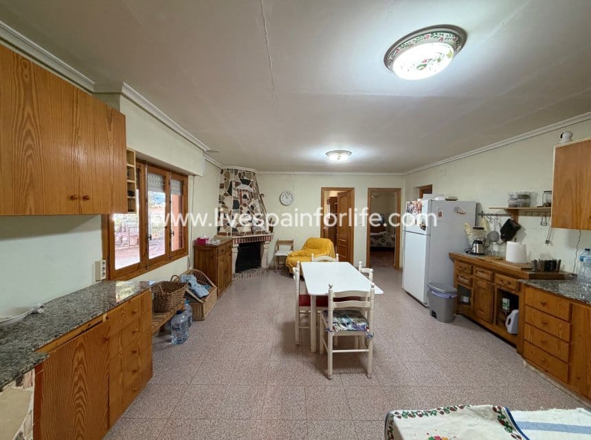 3 sovrum Finca/Hus på landet till salu i La Romana med pool garage - 280 000 € (Ref: 10060579)
