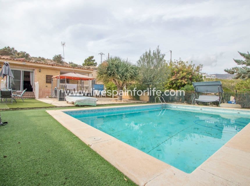 3 sovrum Finca/Hus på landet till salu i Crevillente / Crevillent med pool garage - 290 000 € (Ref: 10060582)