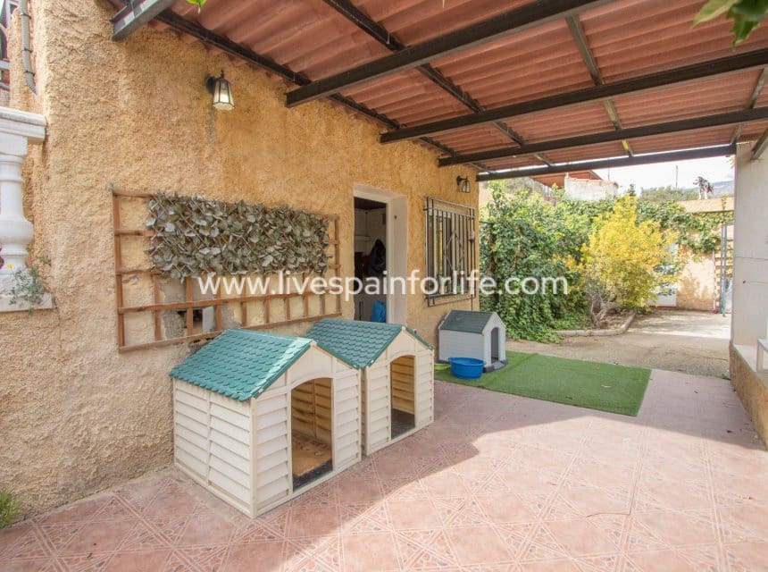 3 sovrum Finca/Hus på landet till salu i Crevillente / Crevillent med pool garage - 290 000 € (Ref: 10060582)