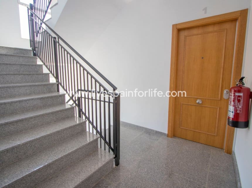 2 slaapkamer Appartement te koop in Hondon de las Nieves - € 99.500 (Ref: 10060587)