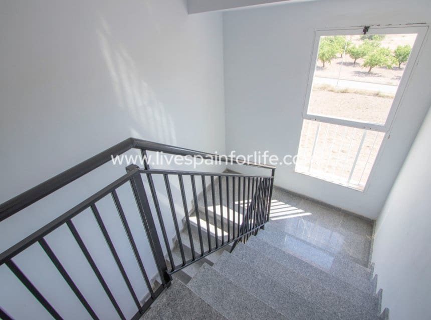 2 slaapkamer Appartement te koop in Hondon de las Nieves - € 99.500 (Ref: 10060587)