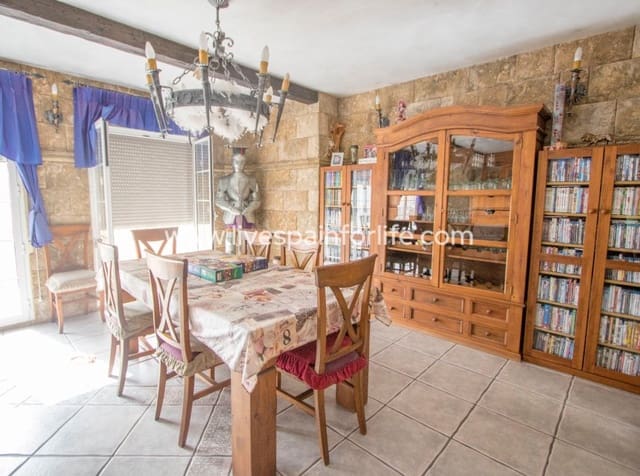 3 slaapkamer Huis te koop in Albatera met garage - € 300.000 (Ref: 10060593)