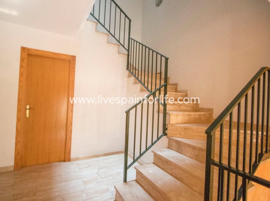 3 slaapkamer Huis te koop in Albatera met garage - € 300.000 (Ref: 10060593)