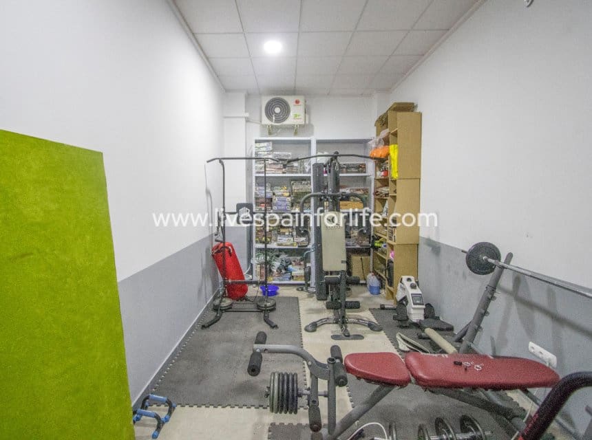 3 slaapkamer Huis te koop in Albatera met garage - € 300.000 (Ref: 10060593)