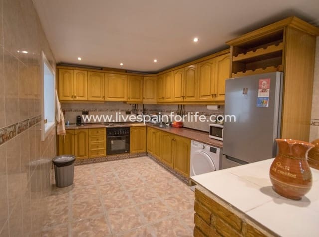 5 sovrum Finca/Hus på landet till salu i Albatera med pool garage - 320 000 € (Ref: 10060594)