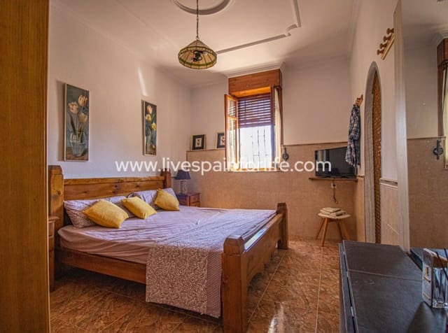 Finca/Casa Rural de 6 habitaciones en Crevillente / Crevillent en venta con piscina garaje - 399.995 € (Ref: 10062604)
