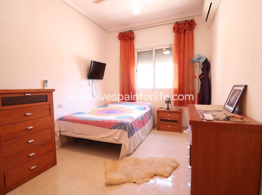 3 sypialnia Finka/Dom wiejski na sprzedaż w Miasto Alicante / Alacant z basenem garażem - 350 000 € (Ref: 10062606)