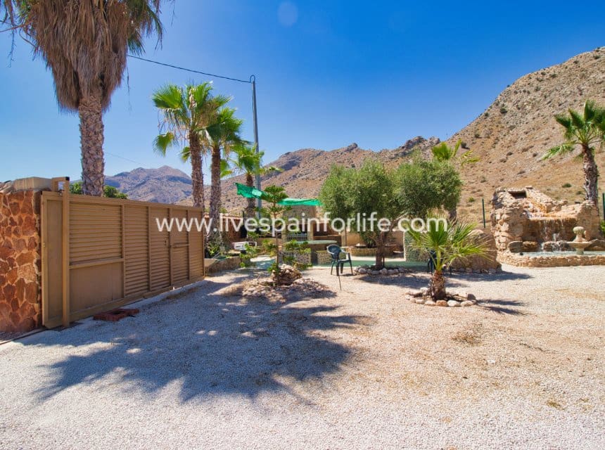 4 slaapkamer Finca/Landhuis te koop in Cox met zwembad garage - € 348.000 (Ref: 10062607)