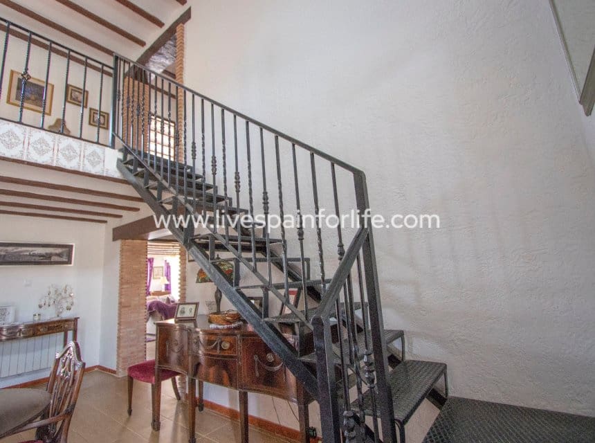 6 Zimmer Finca/Landgut zu verkaufen in Barbarroja mit Pool - 534.995 € (Ref: 10062614)