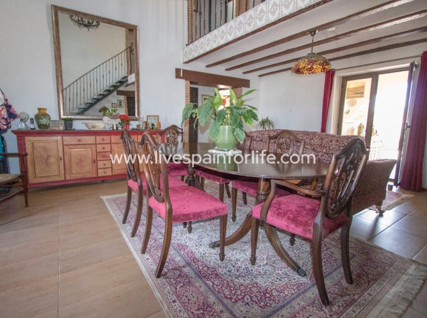 6 Zimmer Finca/Landgut zu verkaufen in Barbarroja mit Pool - 534.995 € (Ref: 10062614)
