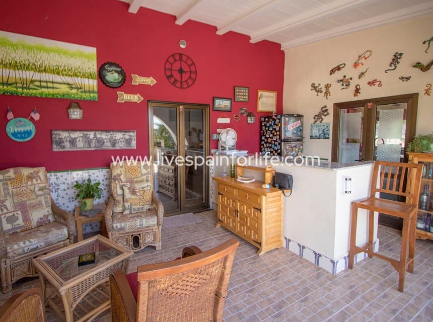 6 Zimmer Finca/Landgut zu verkaufen in Barbarroja mit Pool - 534.995 € (Ref: 10062614)