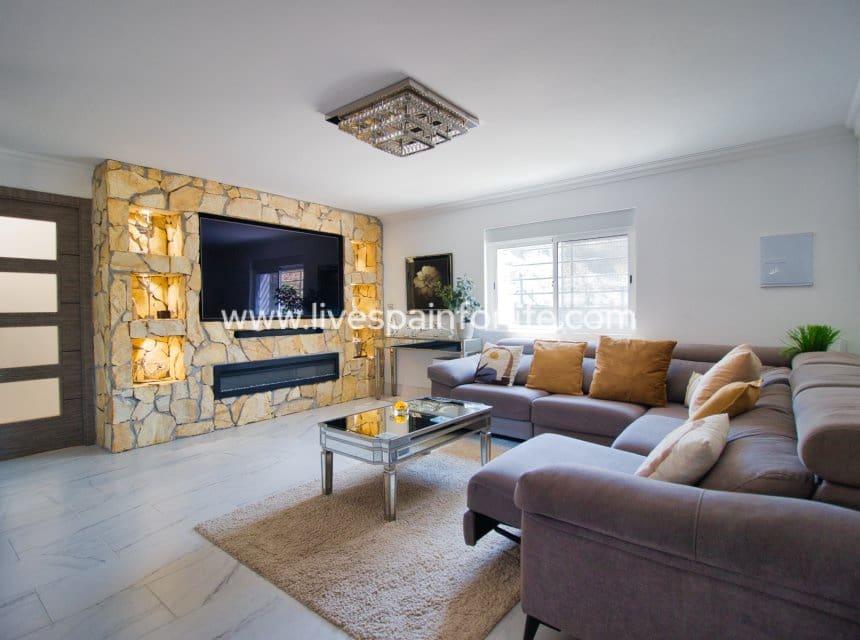 3 slaapkamer Finca/Landhuis te koop in Crevillente / Crevillent met zwembad garage - € 395.000 (Ref: 10062616)
