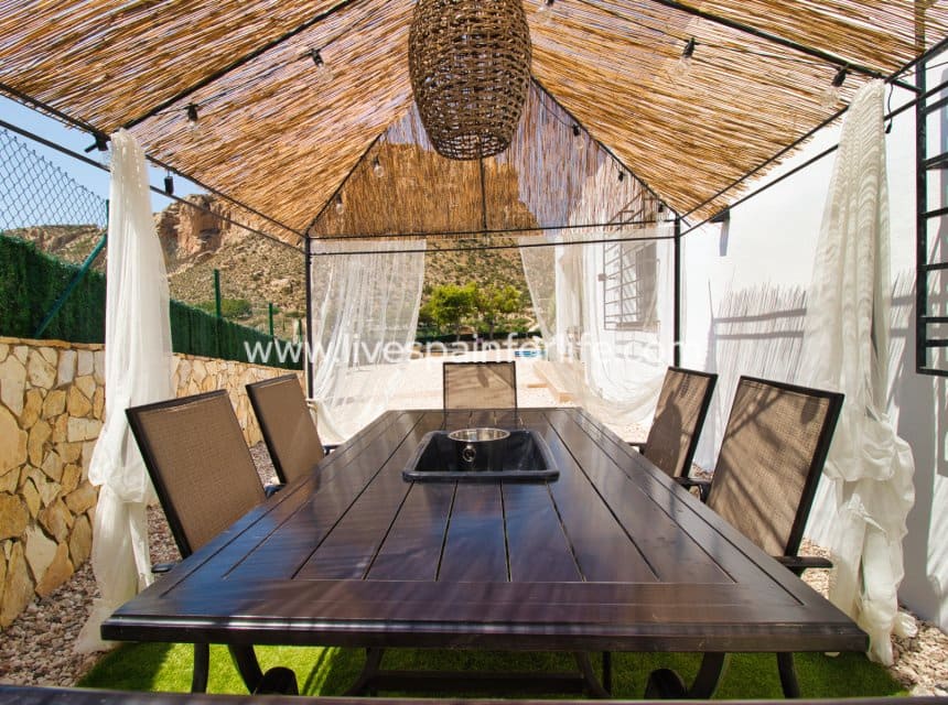 3 slaapkamer Finca/Landhuis te koop in Crevillente / Crevillent met zwembad garage - € 395.000 (Ref: 10062616)