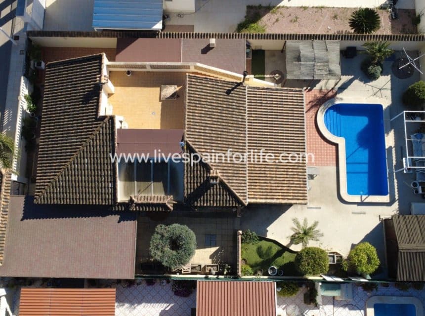 3 bedroom Villa for sale in Daya Vieja with pool garage - € 397,500 (Ref: 10062622)