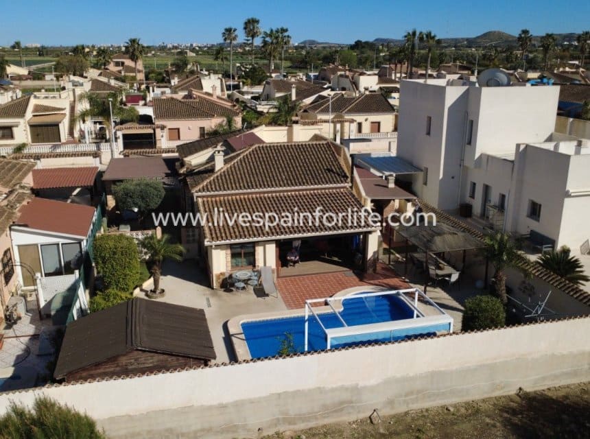 3 bedroom Villa for sale in Daya Vieja with pool garage - € 397,500 (Ref: 10062622)