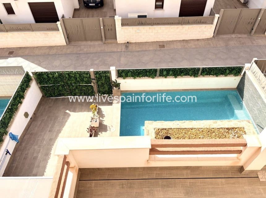 3 camera da letto Villetta Bifamiliare in vendita in Ciudad Quesada con piscina garage - 470.000 € (Rif: 10062738)