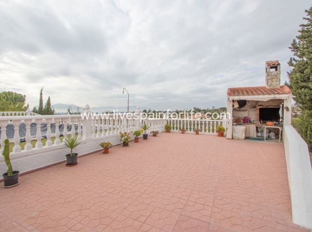 4 bedroom Finca/Country House for sale in Albatera with pool garage - € 362,000 (Ref: 10073198)