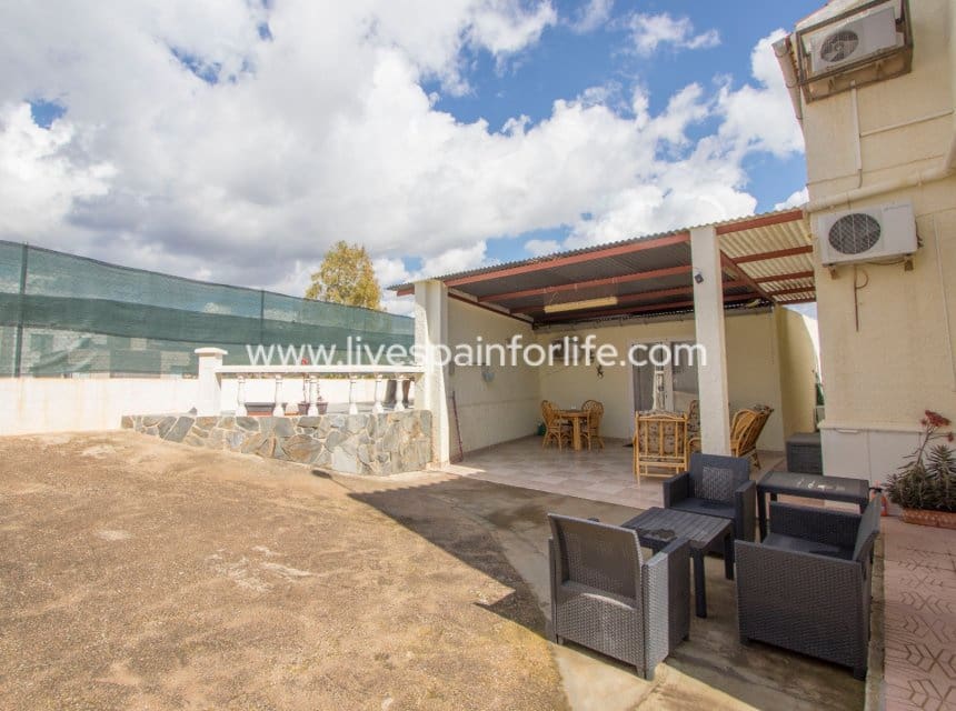 6 soveværelse Finca/Landehus til salg i Crevillente / Crevillent med swimmingpool garage - € 468.000 (Ref: 10073200)
