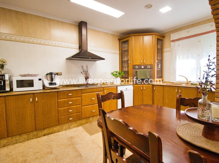 4 soverom Finca/Herregård til salgs i Alicante by med svømmebasseng garasje - € 799 000 (Ref: 10076783)