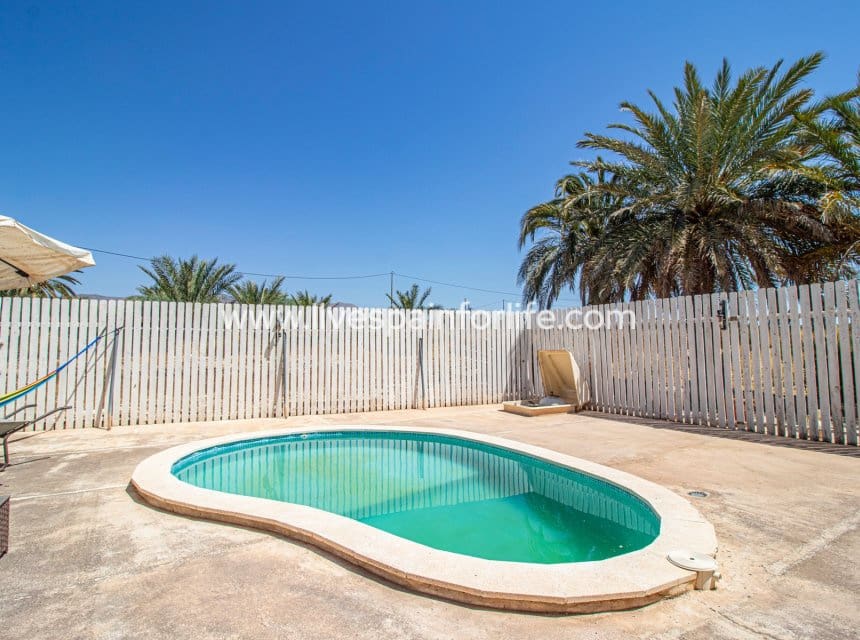 6 soverom Finca/Herregård til salgs i Alicante by med svømmebasseng garasje - € 399 995 (Ref: 10076784)