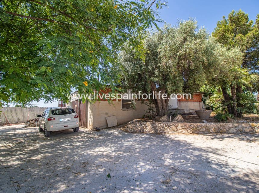 6 soverom Finca/Herregård til salgs i Alicante by med svømmebasseng garasje - € 399 995 (Ref: 10076784)